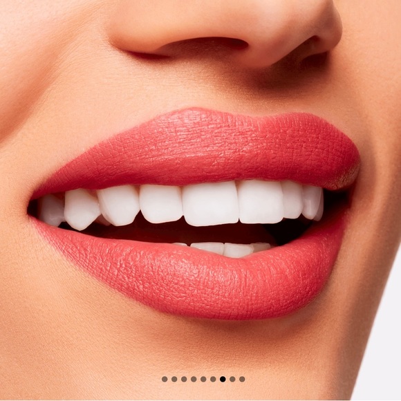 Sheer Outrage 🤯 MAC Powder Kiss full size lipstick NEW - Picture 4 of 13